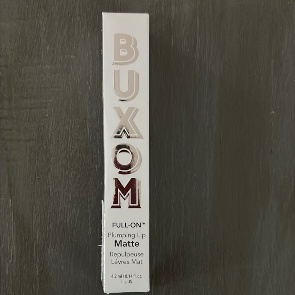Buxom Full-On Lip Matte catching rays